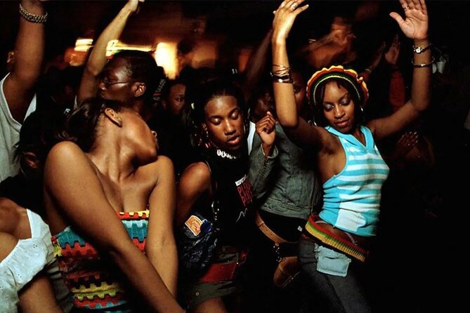 Nightlife in Montego Bay Lounge 2727 Club Elevate Pier 1 - Pier 1: waterfront energy with a social feel