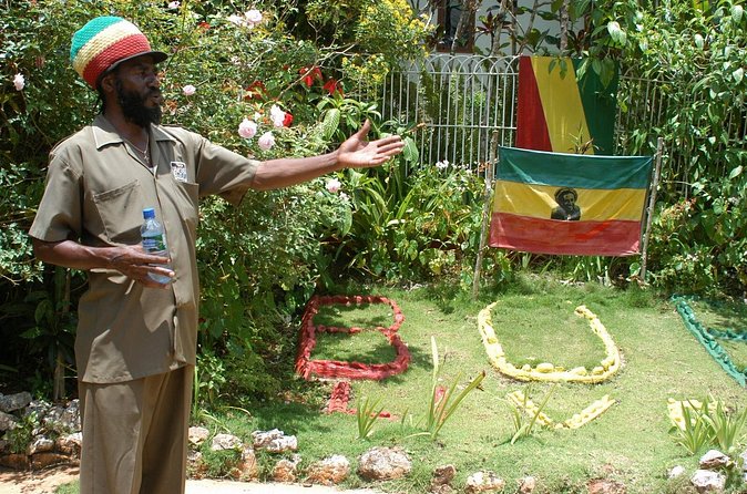 Nine Miles “Bob Marley’s Birthplace” and River Tubing from Montego Bay - From history to Rio Bueno’s moving water