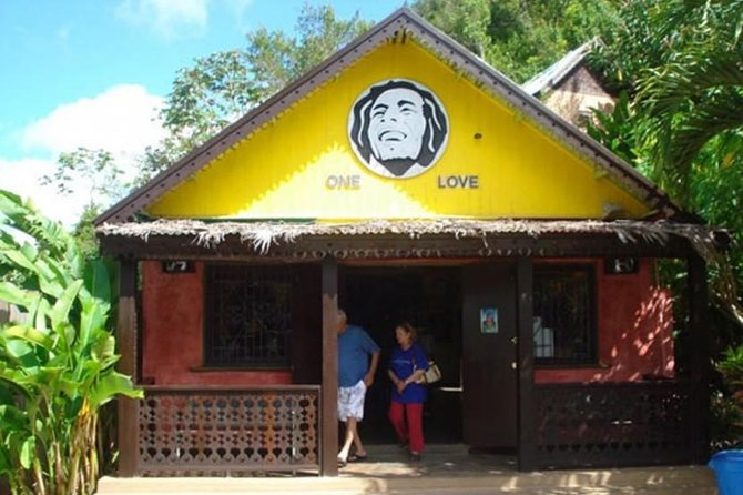 Nine Miles Tour from Montego Bay - Arriving at Bob Marley’s birthplace