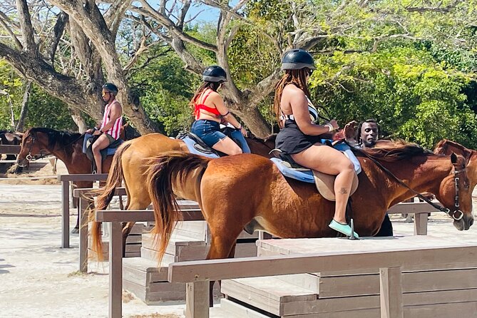 OCEAN HORSE-BACK RIDING & BAMBOO RAFTING + Limestone MASSAGE - Why this pairing works in Jamaica