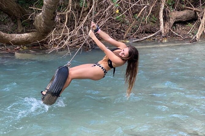 Ocho Rios: Amazing Blue Hole and Chill at Reggae Hill - The guide team can make or break the day