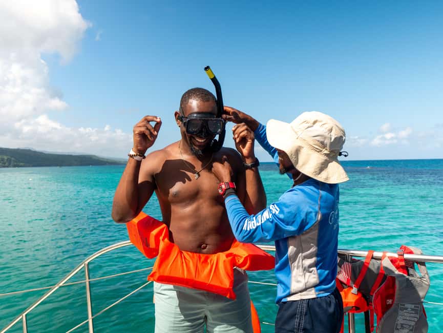 Ocho Rios: Catamaran Sail & Snorkel + Dunn's River Climb - Climbing the 600-foot Dunn’s River Falls