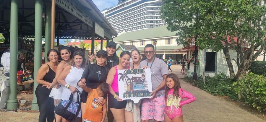 Ocho Rios: Dunn's River Falls and Shopping Tour - What to pack for the three-hour outing