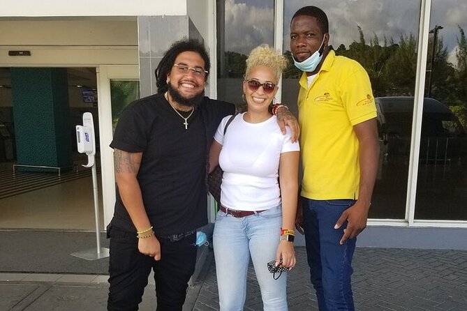 Ocho Rios Hotels Airport Private Transfer (MBJ) - Reaching Ocho Rios and the hotel handoff