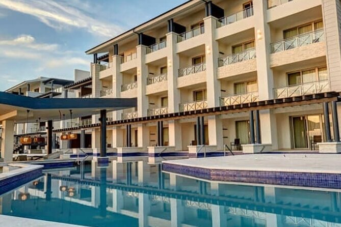 Ocho Rios Hotels Private Airport Transfer - Why a private ride changes the arrival day