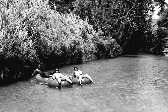 Omar's River Tubing from Montego Bay - Why the Martha Brae River makes a good half-day outing