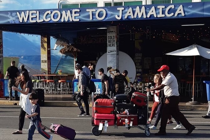Private Airport escort to and from Montego Bay hotels round-trip - Key points at a glance