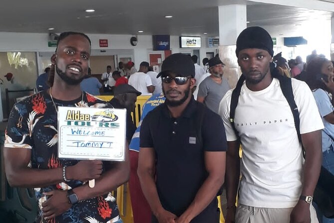 Private Airport Shuttle Taxi Service from MBJ to Montego Bay Area - Leaving Sangster International Airport without the usual fuss