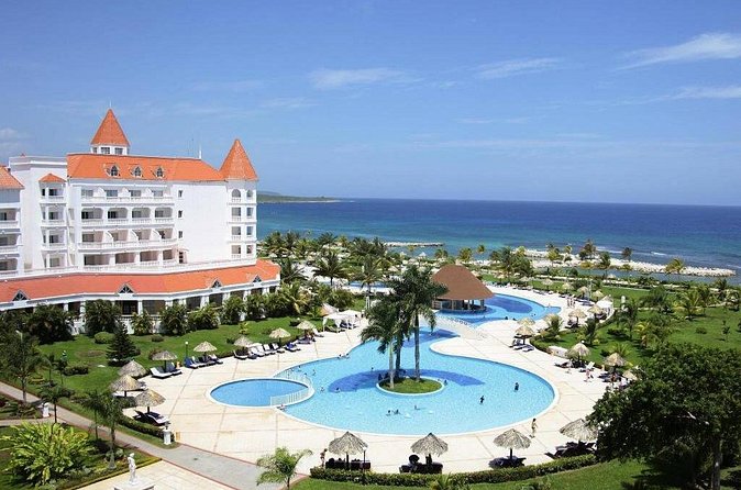 Private Airport Transfer to Bahia Principe Grand Jamaica - The arrival at Bahia Principe Grand Jamaica