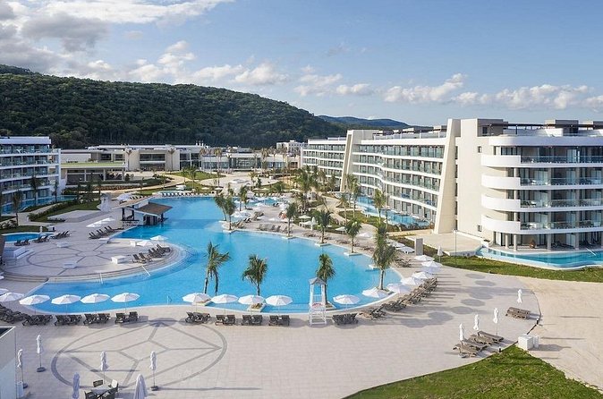 Private Airport Transfer to Ocean Coral Spring Resort - What the price means for a group