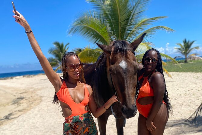 Private Bamboo Rafting and Limestone Massage In Montego Bay - The drive from Montego Bay to Lethe