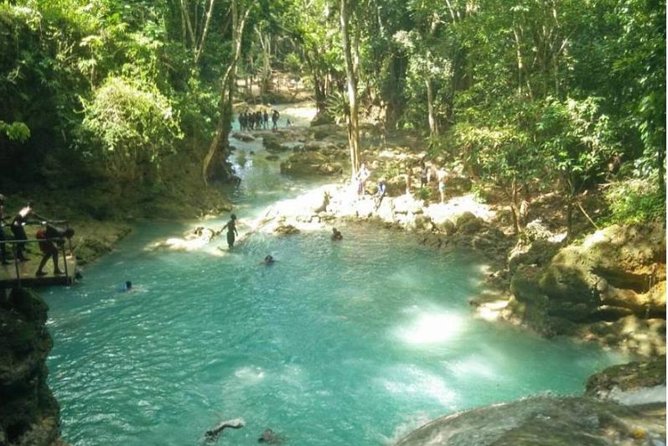 [PRIVATE] Blue Hole & Secret Falls Tour with Entrance Fees - Your driver can make or break the day