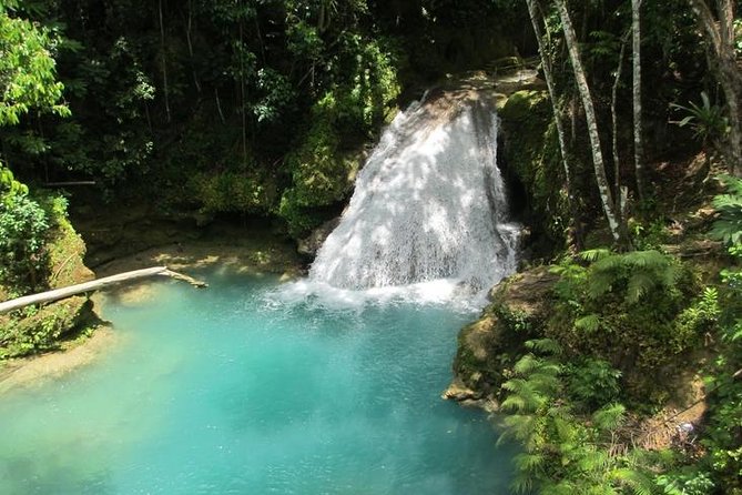 [PRIVATE] Blue Hole & Secret Falls Tour with Entrance Fees - What to pack for the wet sections