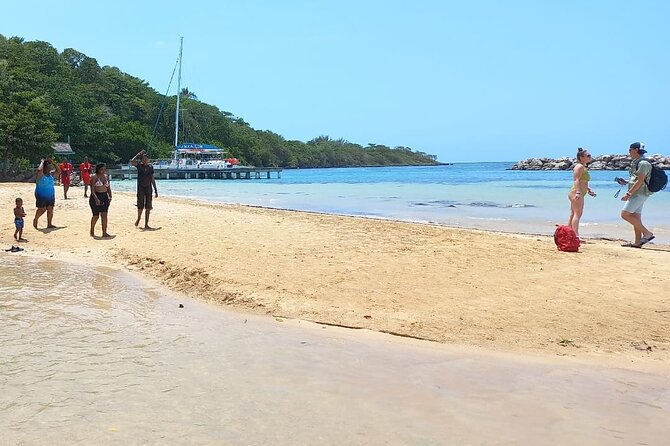 Private Full-Day Tour in Ocho Rios from Montego Bay - An hour and a half at the Taj Mahal Shopping Center