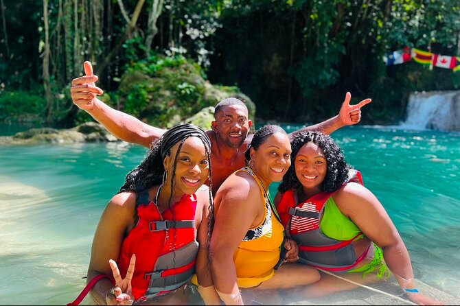 Private fun fill tour from Montego Bay to dunns river & blue hole - Key points before you book