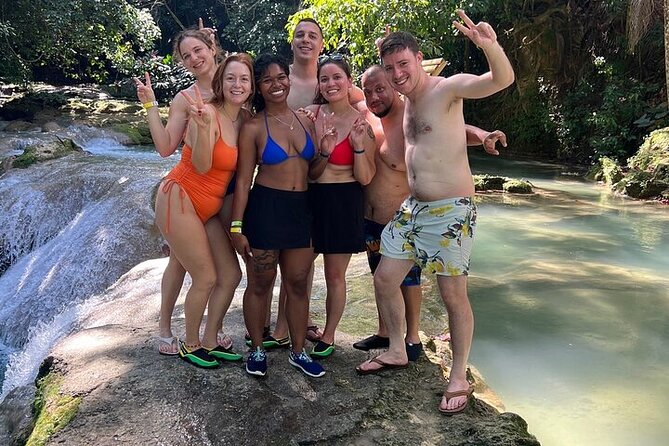 Private fun fill tour from Montego Bay to dunns river & blue hole - What this Montego Bay private tour is really like
