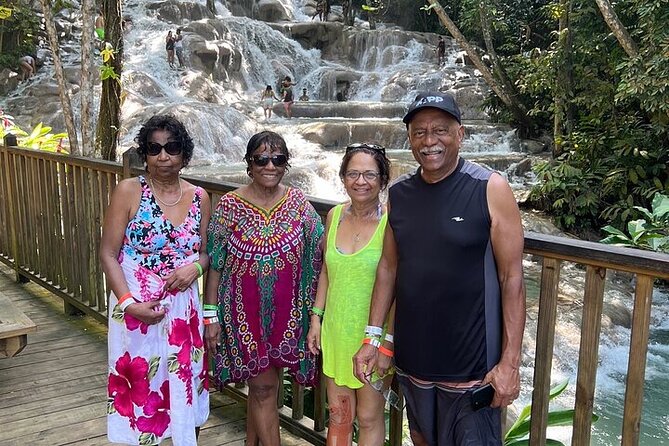 Private fun fill tour from Montego Bay to dunns river & blue hole - Blue Hole is the day’s thrill stop