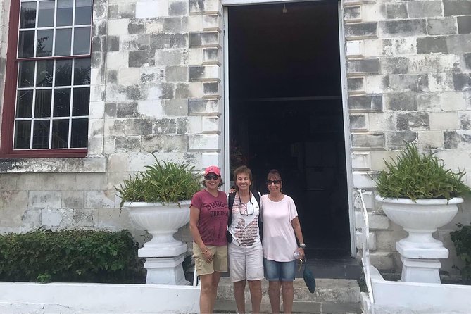 Private Montego Bay City Highlights Tour - Meeting local vendors and sampling fruit jams