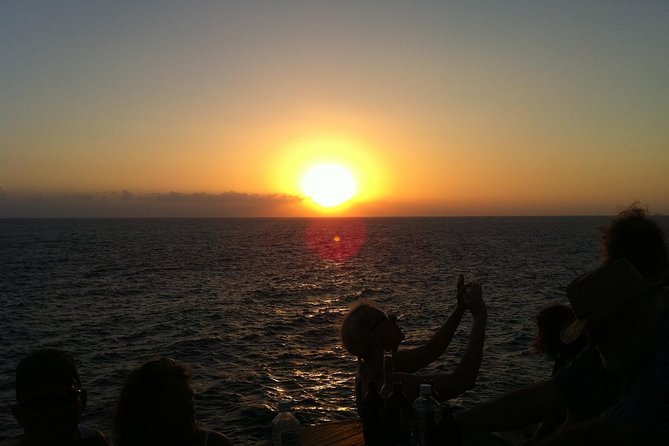 Private Negril Beach & Rick's Cafe Sunset Tour - What the 4.8 rating tells you, and what it does not