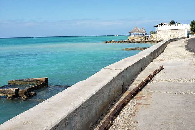 Private Sangsters Int. Airport Pickup to Montego Bay Resorts - A direct ride instead of a resort-by-resort bus