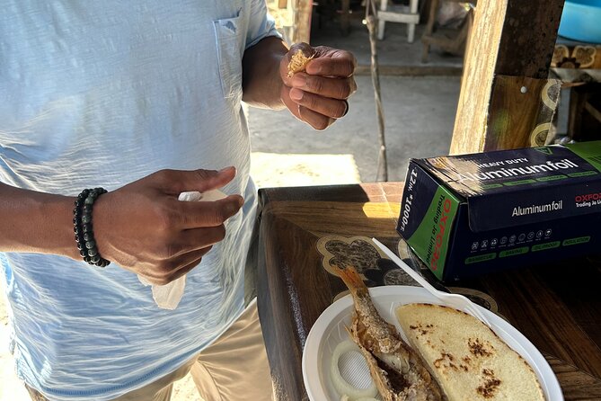 Private Seafood Tour and Floyds Pelican Bar or Black River Safari - Floyd’s Pelican Bar turns the final stop into a swim break