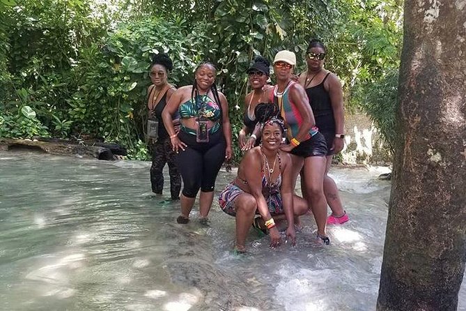 Private Tour Montego Bay To Blue Hole and Dunns River falls - The northern coast and a stop at Rio Bueno