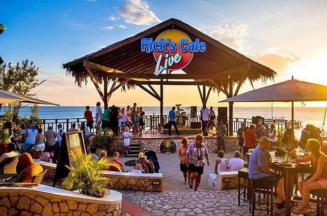 Private Transfer Airport to Montego bay Hotels in Jamaica - Child-Friendly Details for Families