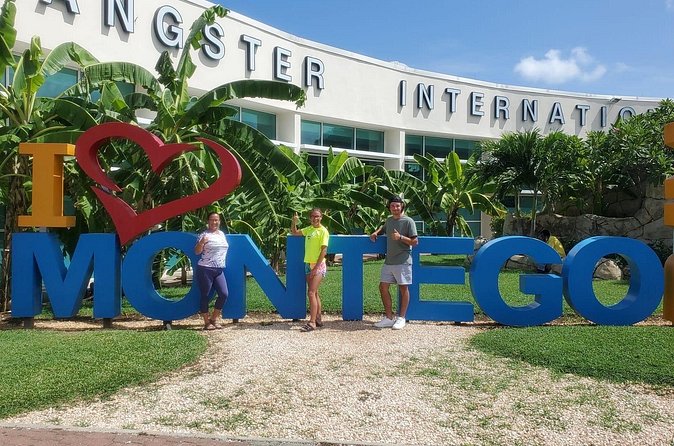 Private Transfer from Montego Bay Airport to Montego Bay Hotels - Safety, punctuality, and communication