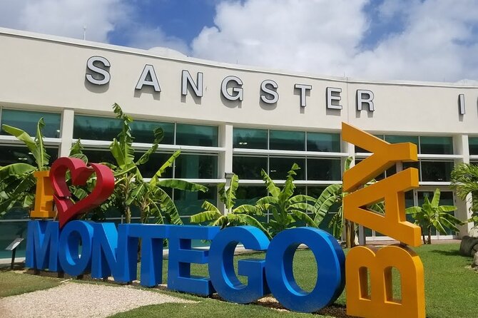 Private Transfers from Montego Bay Airport to Runaway Bay Hotels - Key Details Before You Book