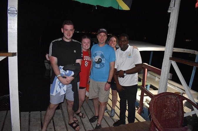 Private Transfers From Montego Bay To Luminous Lagoon - Seeing the phosphorescent water after dark