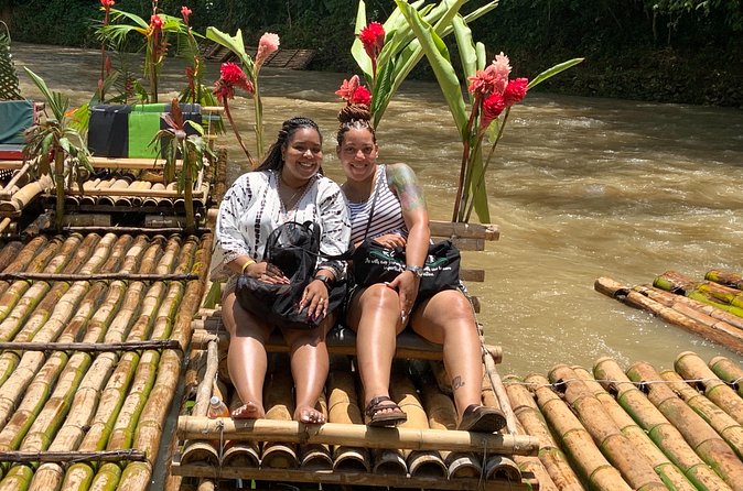Rafting on the Martha Brae - What your captain adds to the river ride
