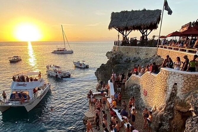 Rick's Cafe & Shopping in Negril - Three cliff heights, one optional thrill