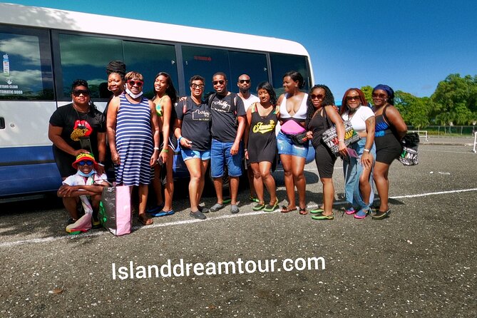 Round Trip Montego Bay Airport Taxi - Grand Palladium - Leaving Sangster Airport without the usual guesswork