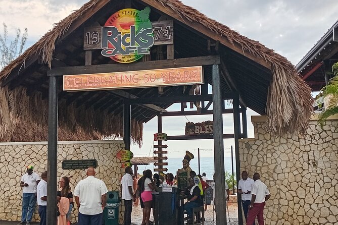 Seven Miles Beach in Negril and Ricks Cafe from Montego Bay - Who will enjoy this outing most?