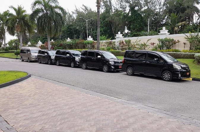 Shared Arrival Transfer from Sangster's International to Negril - Booking a return trip from Negril
