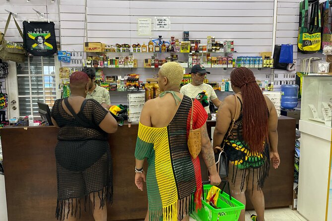 Shopping & Sightseeing Local Guided Tour In Montego Bay - Montego Bay Craft Market and handmade gifts