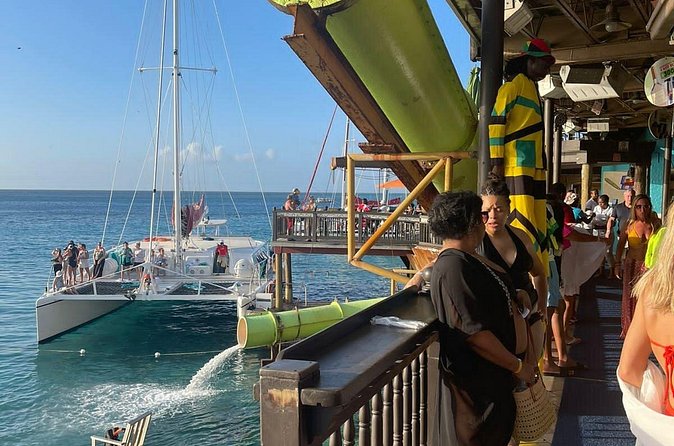 Snorkeling with Margaritaville and shops on Hipstrip activity - The three-hour pace and daily schedule