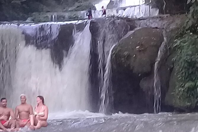 YS Falls & Pelican Bar Tour - The private pickup sets the tone